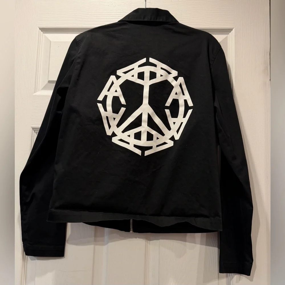 1017 ALYX 9SM peace sign graphic black full zip jacket